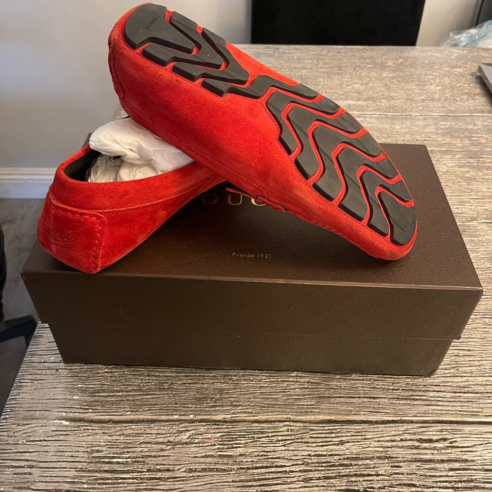 Gucci ahoes - Picture 2 of 3